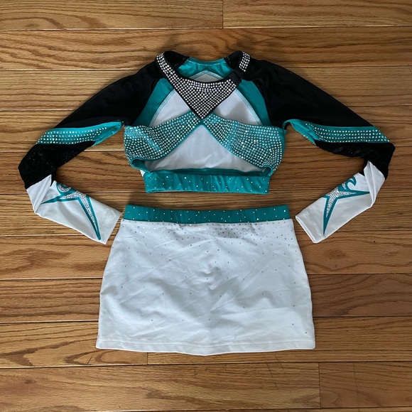 Cheer Extreme Cougars Cheer Uniform - Picture 2 of 5